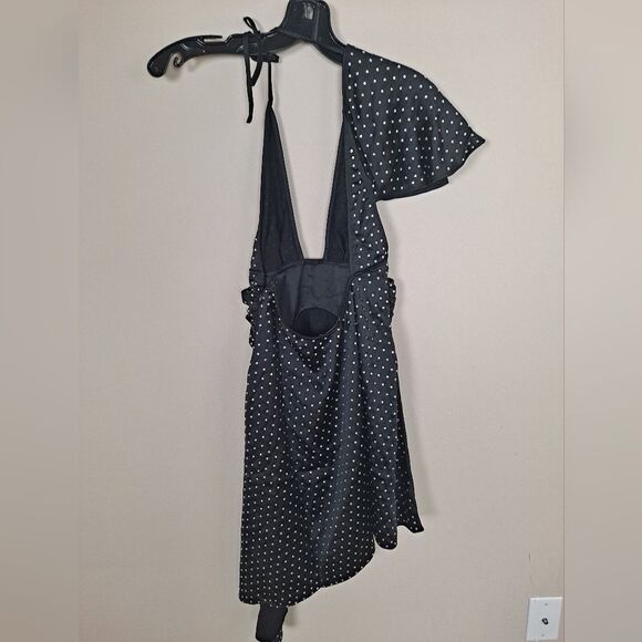 NEW Weworewhat ASYMMETRICAL DRESS WITH CRYSTAL STONES Size 2 - Picture 6 of 10